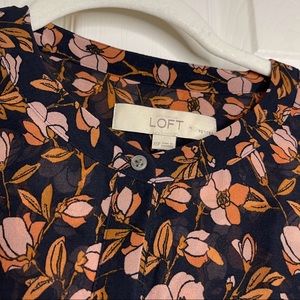 LOFT XSP Floral Blouse